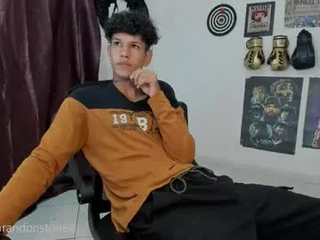 NinaFontana – webcam model profile photo Image 16