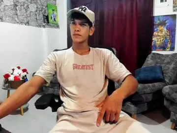 NinaFontana – webcam model profile photo Image 3