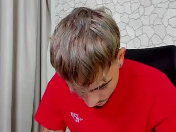 JenCampbell – webcam model profile photo Image 11