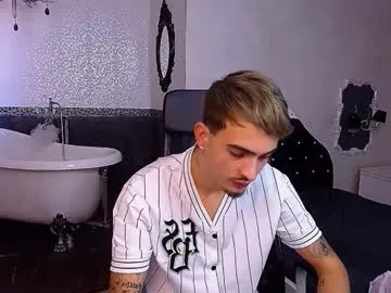 JenCampbell – webcam model profile photo Image 15