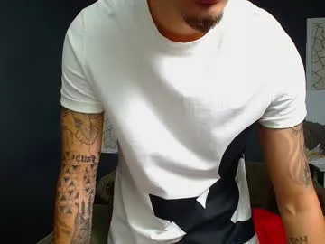 JenCampbell – webcam model profile photo Image 16