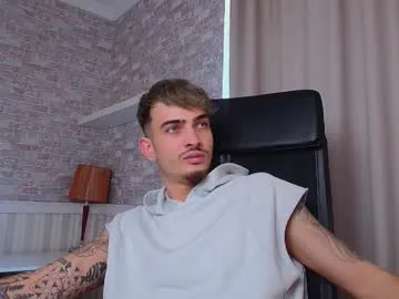 JenCampbell – webcam model profile photo Image 18