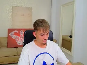 JenCampbell – webcam model profile photo Image 2