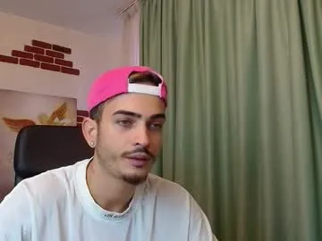 JenCampbell – webcam model profile photo Image 6