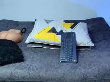 AmyBelmontt – webcam model profile photo Image 9