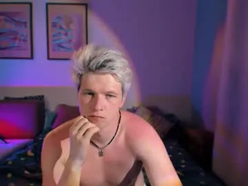 CarlaHall – webcam model profile photo Image 3