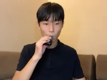 KaraNoir – webcam model profile photo Image 16