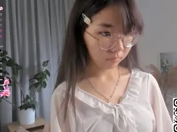 CassieGil – webcam model profile photo Image 11