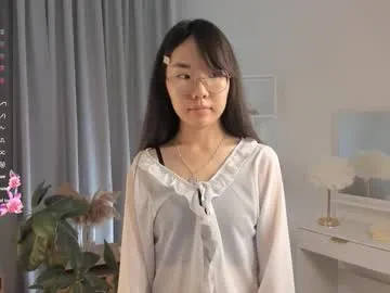 CassieGil – webcam model profile photo Image 13