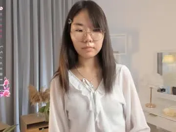 CassieGil – webcam model profile photo Image 16