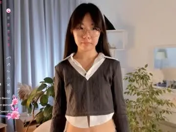 CassieGil – webcam model profile photo Image 19