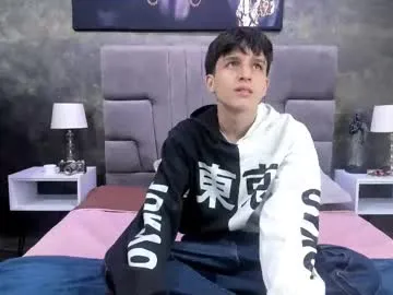 kai101010 – webcam model profile photo Image 8