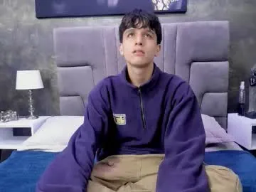 kai101010 – webcam model profile photo Image 9