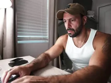 VivianWilson – webcam model profile photo Image 11