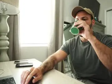 VivianWilson – webcam model profile photo Image 6