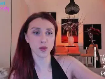 LaraHarvey – webcam model profile photo Image 6