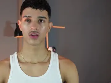 SofieeNoir – webcam model profile photo Image 14