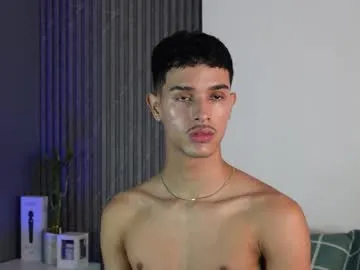 SofieeNoir – webcam model profile photo Image 9