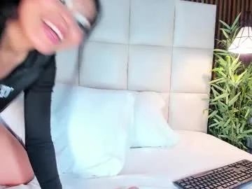 CassieGil – webcam model profile photo Image 18