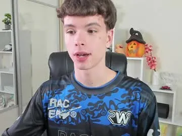 calvin_loves_you – webcam model profile photo