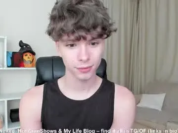 Melissakovalenko – webcam model profile photo Image 14