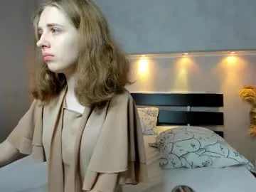 CassieGil – webcam model profile photo Image 16