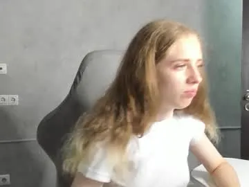 CassieGil – webcam model profile photo Image 5