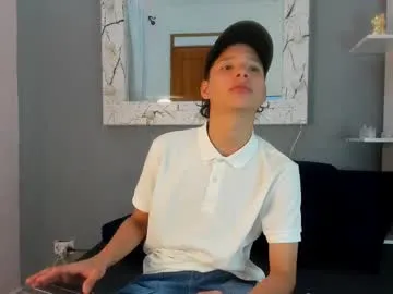 alanna_Micheles – webcam model profile photo Image 8