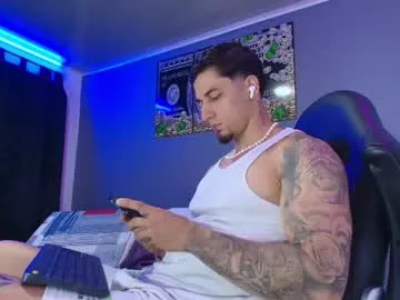 YaraDavis – webcam model profile photo Image 6