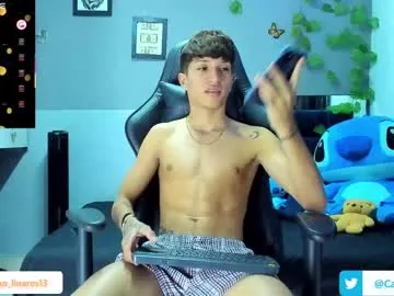 LyraCarvajal – webcam model profile photo Image 6