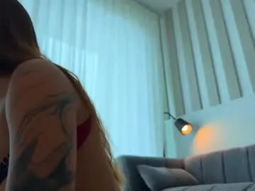 NiaPineda – webcam model profile photo Image 19