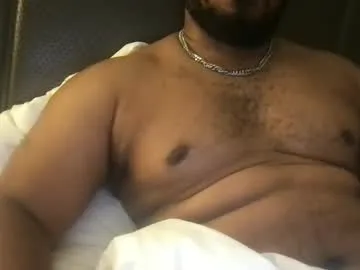 RafaellaCaruso – webcam model profile photo Image 15