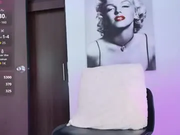 Cherrylb – webcam model profile photo Image 17