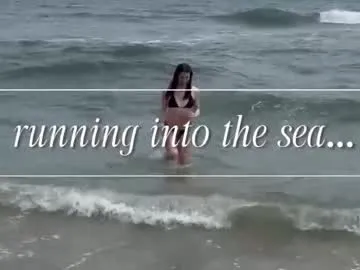 NikolleWilliams – webcam model profile photo Image 19