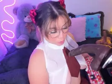 SkyLumen – webcam model profile photo Image 10