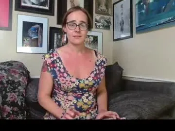 VivianWilson – webcam model profile photo Image 11