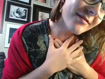 VivianWilson – webcam model profile photo Image 3