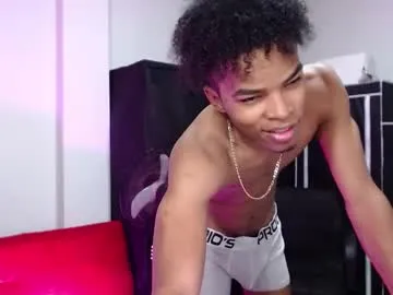 LottiePearl – webcam model profile photo Image 2