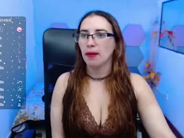 CassieGil – webcam model profile photo Image 18