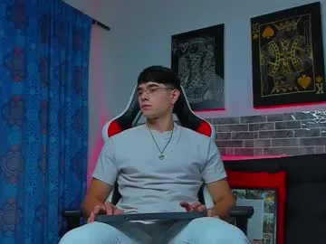 GianaBravo – webcam model profile photo Image 16