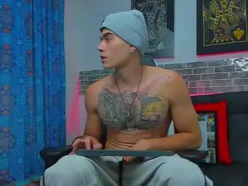 GianaBravo – webcam model profile photo Image 3