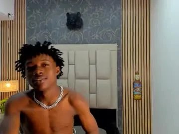 ROXSANNE – webcam model profile photo Image 11