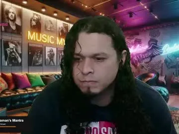 CassieGil – webcam model profile photo Image 3