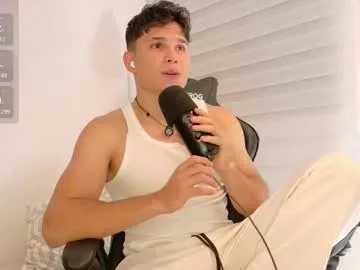 AnnyReina – webcam model profile photo Image 15