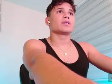 AnnyReina – webcam model profile photo Image 9