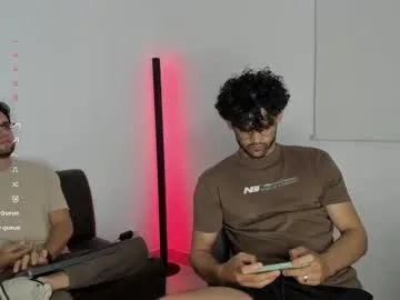 LiaBoston – webcam model profile photo Image 9