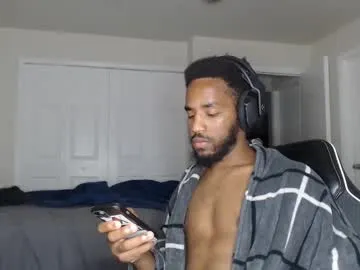 PeachBloom – webcam model profile photo Image 10