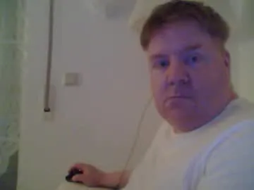 Amylewiss – webcam model profile photo Image 12