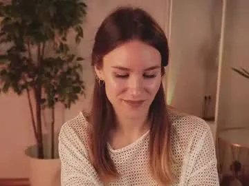 AmyBelmontt – webcam model profile photo Image 10