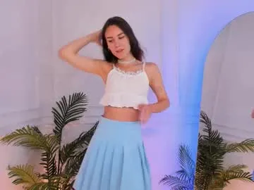 AmyBelmontt – webcam model profile photo Image 6